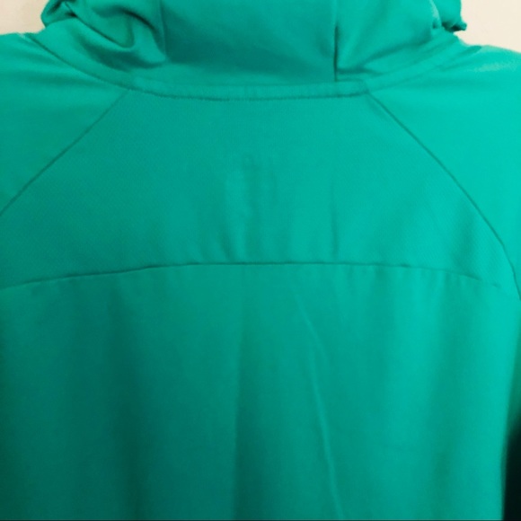 W’s Nike Drifit Top Running Top - Picture 8 of 9